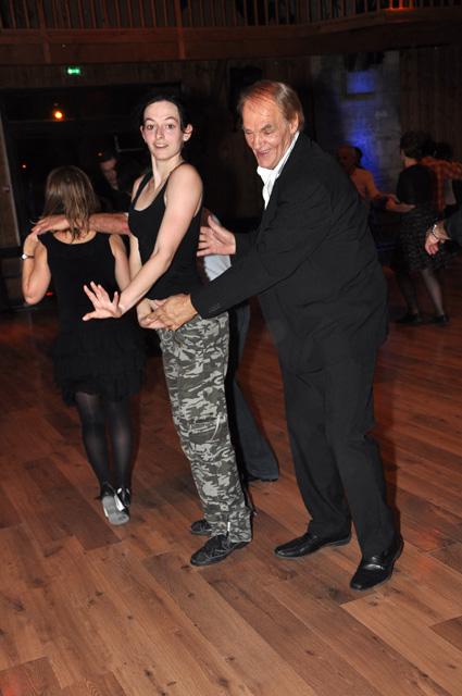 min 2013 12 01 station danse 242